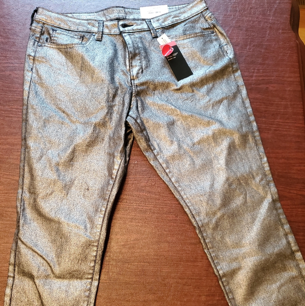 NWT A.N.A Women's skinny jean Size 16